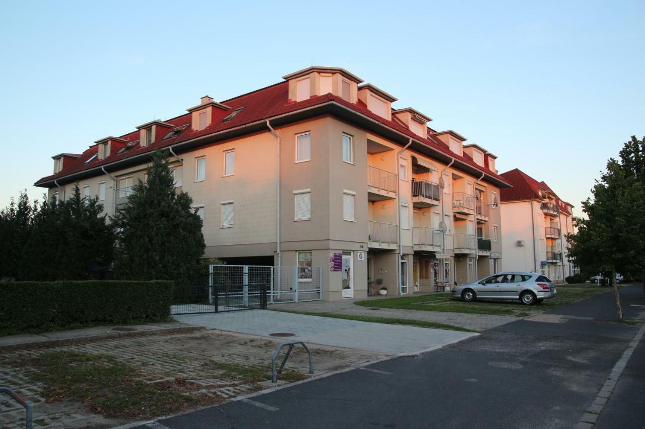 Apartment With Swing Hévíz Εξωτερικό φωτογραφία