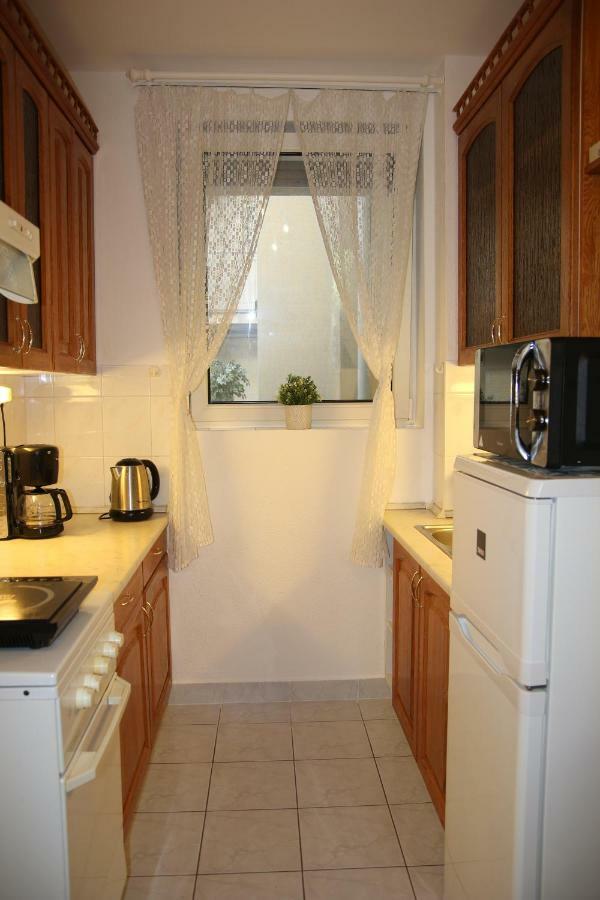 Apartment With Swing Hévíz Εξωτερικό φωτογραφία