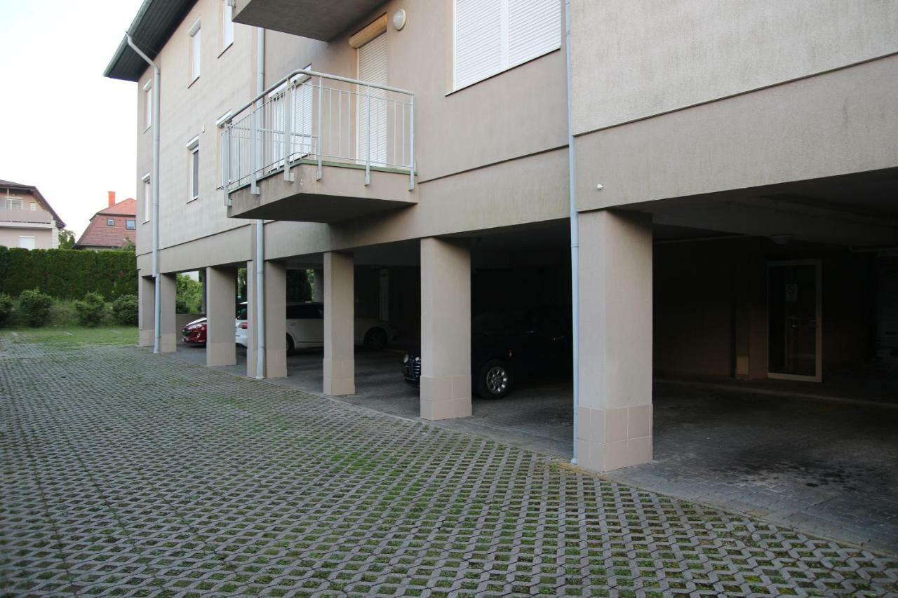 Apartment With Swing Hévíz Εξωτερικό φωτογραφία